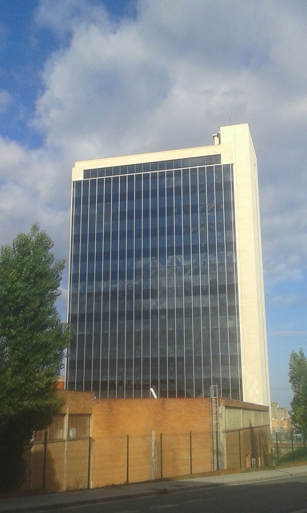 Rehabilitación de la fase I del edificio-torre de Urdulizko Industrialdea - 4